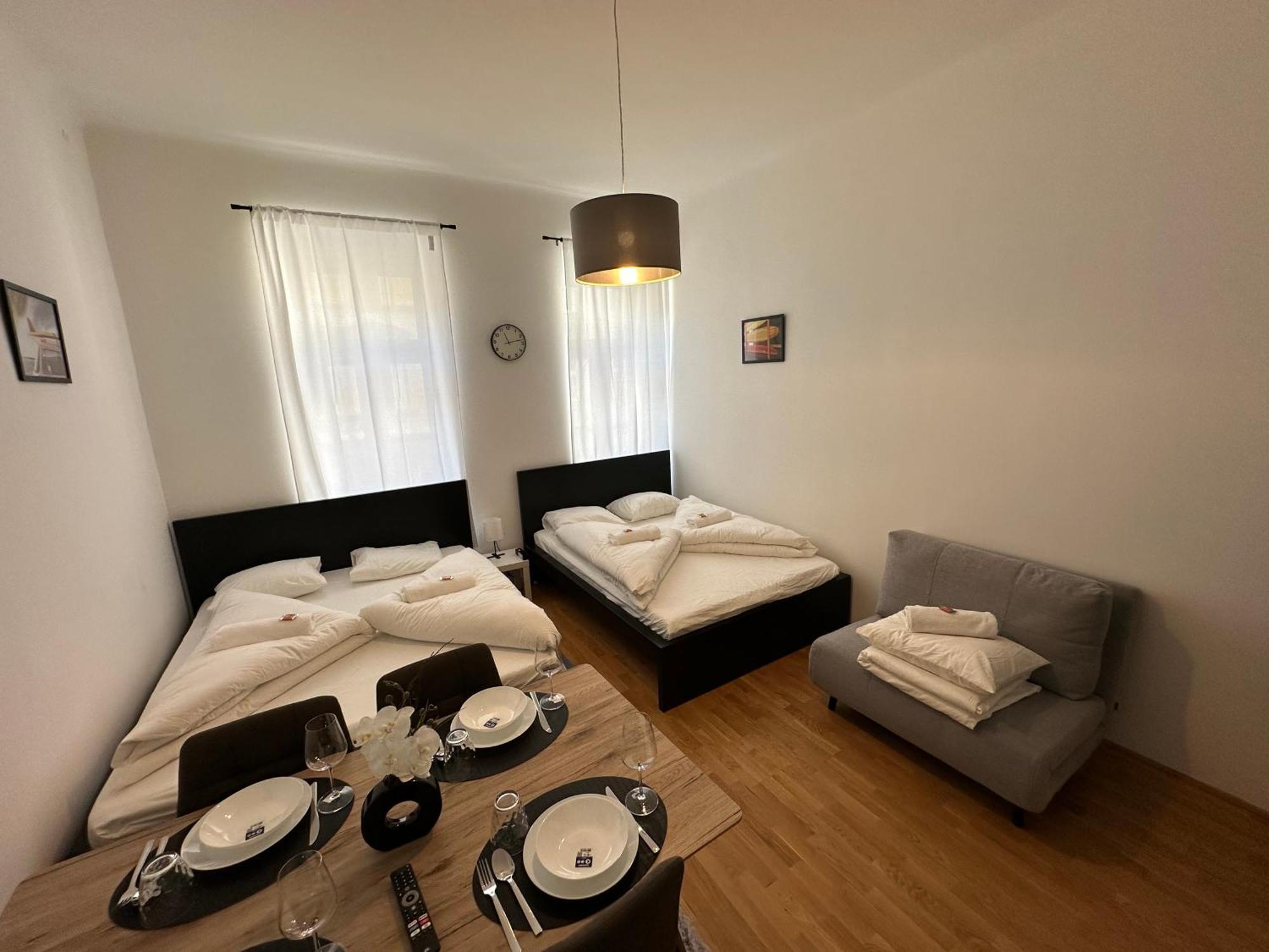 Cozy-5-Person Apartment In Vienna 5 Kültér fotó