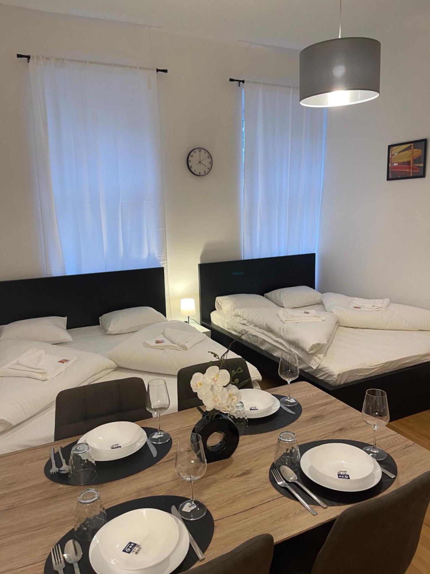 Cozy-5-Person Apartment In Vienna 5 Kültér fotó