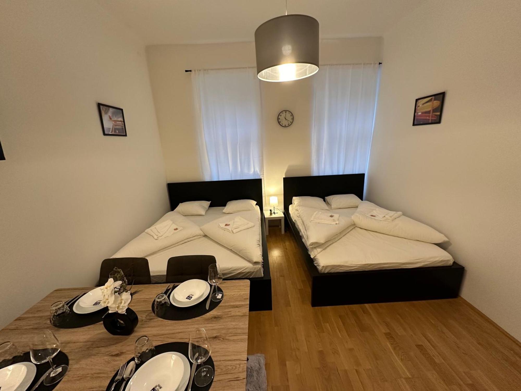 Cozy-5-Person Apartment In Vienna 5 Kültér fotó